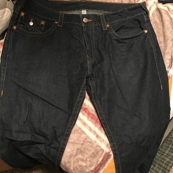 2 Pairs of True Religion Jeans - Picture 2 of 6